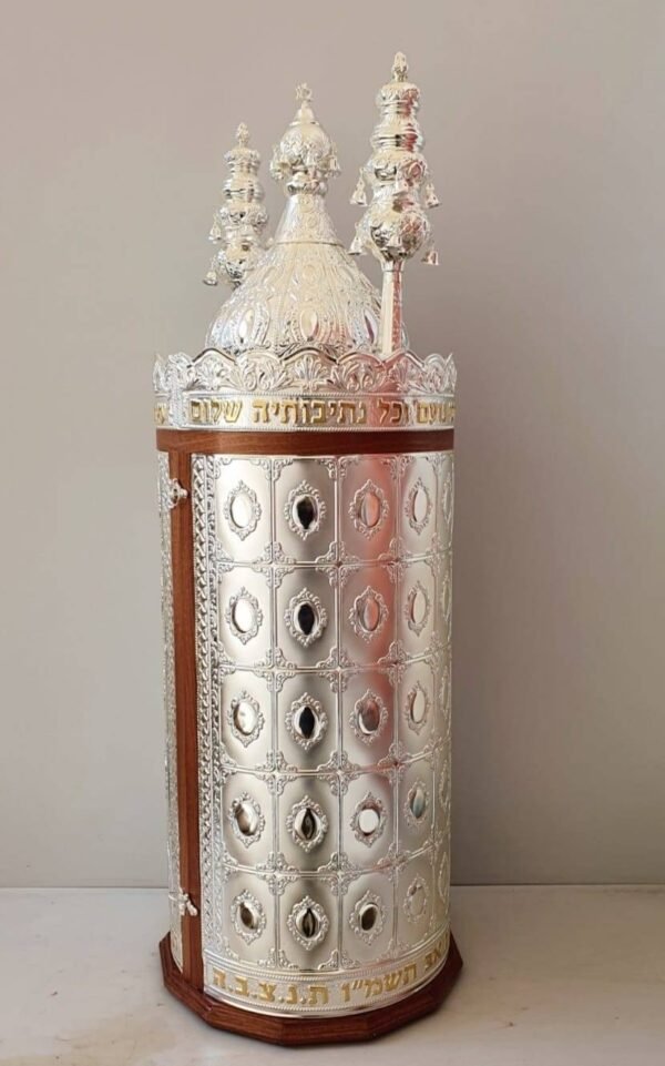 Torah - Image 2